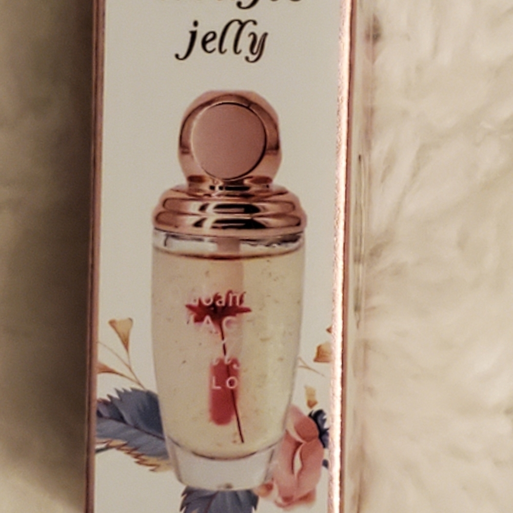 Jelly lip gloss